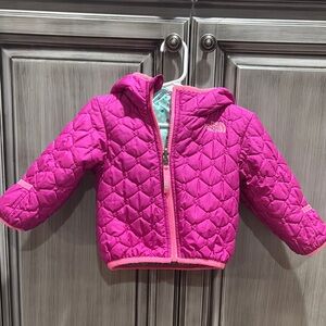 The North Face Girls Reversible  Quilted Jacket